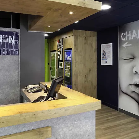 Ξενοδοχείο Ibis Budget Centre 4*