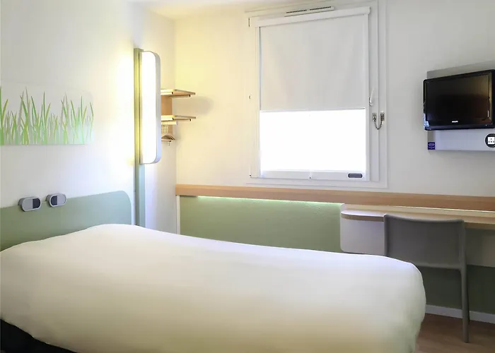 Hotel Ibis Budget Centre 4*